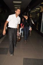 Sushmita Sen snapped at the Airport, Mumbai on 12th Oct 2012,1 (4).JPG